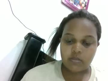 Perlamorena546 Chaturbate stream image from February 23, 2026