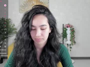 Yummy_Lamii Chaturbate stream image from February 23, 2026