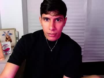 Leogrant85 Chaturbate stream image from February 23, 2026