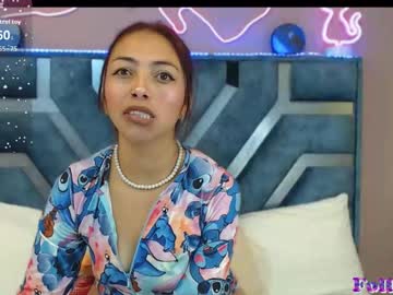 Roxan_Fox_ Chaturbate stream image from February 23, 2026