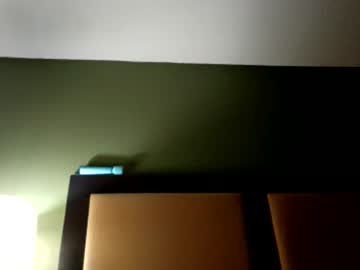 Roxi7039 Chaturbate stream image from February 23, 2026