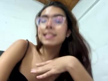 Sarasaenz999 Chaturbate stream image from February 23, 2026