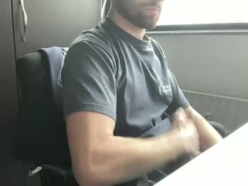 Dailybully Chaturbate stream image from February 23, 2026