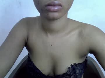 Sexyxpeach Chaturbate stream image from February 23, 2026