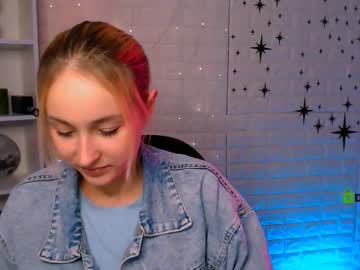 Mirammore Chaturbate stream image from February 23, 2026
