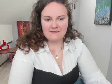 Elvirajones Chaturbate stream image from February 23, 2026