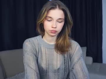 Laurineleconey Chaturbate stream image from February 23, 2026
