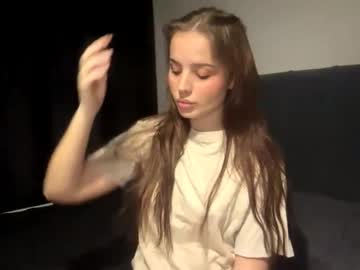 Eleanorolaes Chaturbate stream image from February 23, 2026