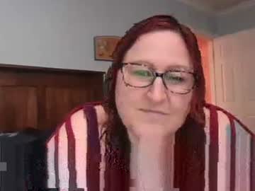 Snowgirl35 Chaturbate stream image from February 23, 2026