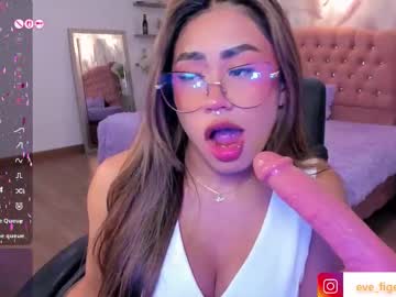 Eveline_Figeroa Chaturbate stream image from February 23, 2026