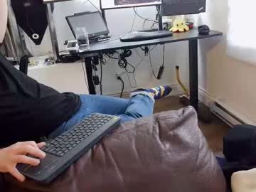 Johnhandy699 Chaturbate stream image from February 23, 2026