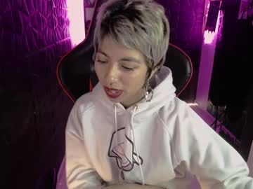 Lunarichy Chaturbate stream image from February 23, 2026