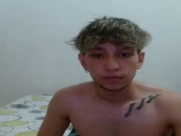 Xxherozxx Chaturbate stream image from February 23, 2026