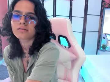 Julianne_7 Chaturbate stream image from February 23, 2026