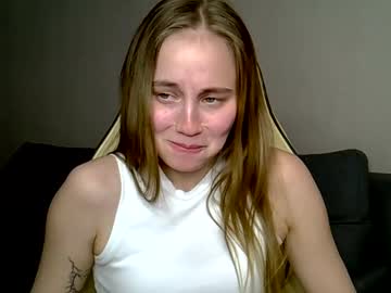 Marryvi Chaturbate stream image from February 23, 2026