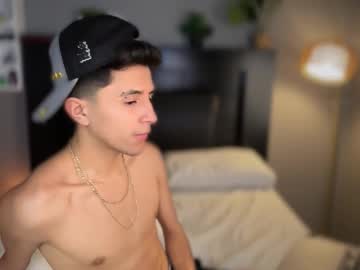 Al4jandr0 Chaturbate stream image from February 23, 2026