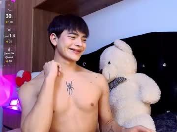 Sweettfoxx Chaturbate stream image from February 24, 2026