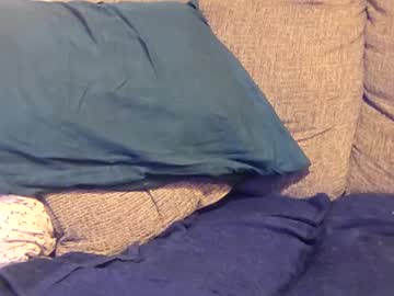Whorekneeweeny Chaturbate stream image from February 24, 2026