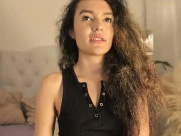 Marian_Skinny Chaturbate stream image from February 24, 2026
