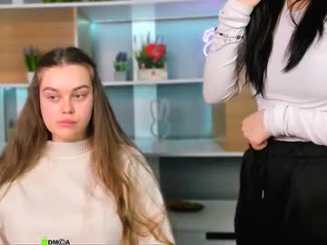 Lara_Bamby Chaturbate stream image from February 24, 2026