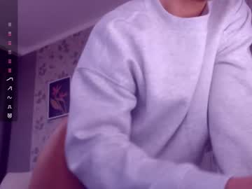 Leelooxxx Chaturbate stream image from February 24, 2026