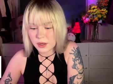 Antoinettebeitler Chaturbate stream image from February 24, 2026