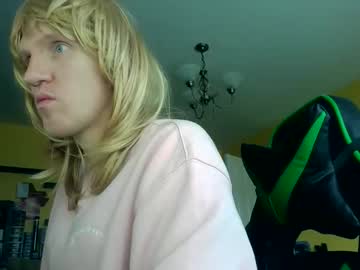 Hamptoncriz Chaturbate stream image from February 24, 2026