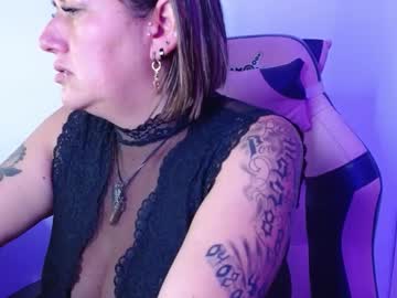Nicolleegp Chaturbate stream image from February 24, 2026