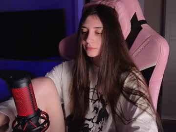 2insensitive Chaturbate stream image from February 24, 2026