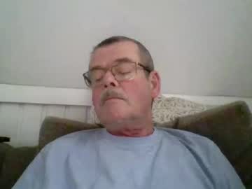 Mikael42 Chaturbate stream image from February 24, 2026
