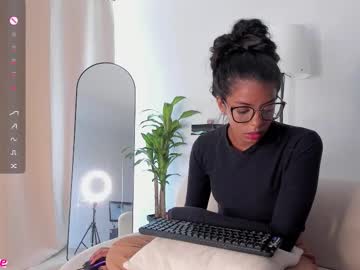 Selenahoot Chaturbate stream image from February 24, 2026