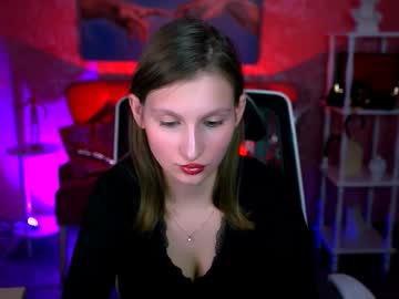 Ellahorton Chaturbate stream image from February 24, 2026