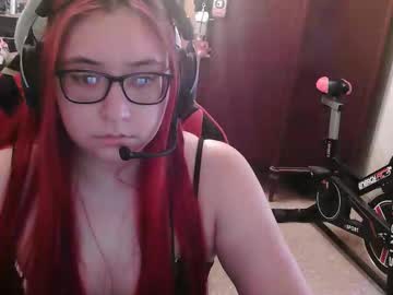 Mikalatina Chaturbate stream image from February 24, 2026