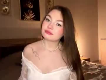 Silkteasex Chaturbate stream image from February 24, 2026