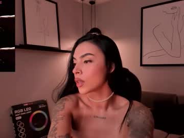 Christineford1 Chaturbate stream image from February 24, 2026