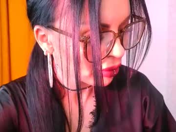 Dilara_Ross Chaturbate stream image from February 24, 2026
