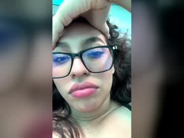 Sashanova21 Chaturbate stream image from February 24, 2026