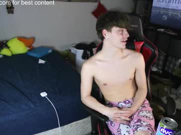 Christianslong Chaturbate stream image from February 24, 2026