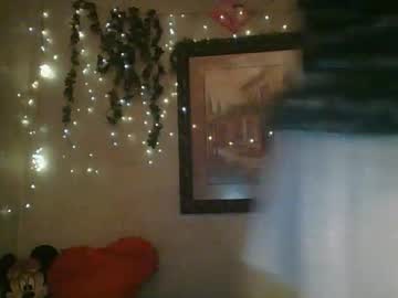Thesillymillie Chaturbate stream image from February 25, 2026