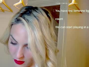 Lauragarcia__ Chaturbate stream image from February 25, 2026