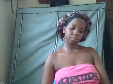 _Queen_S Chaturbate stream image from February 25, 2026