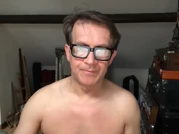 Artisterotic Chaturbate stream image from February 25, 2026