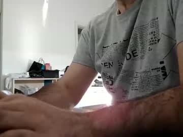 Aylinniyerim Chaturbate stream image from February 25, 2026