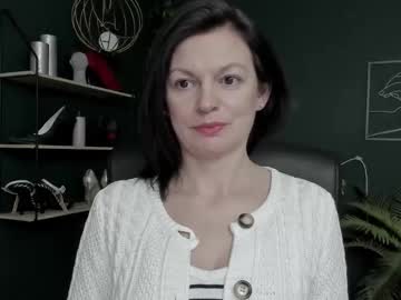 Vivian_Dream Chaturbate stream image from February 25, 2026