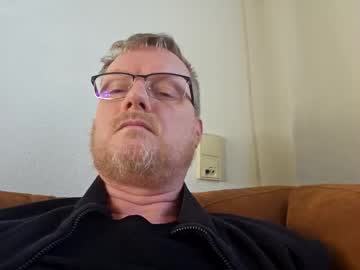 Dirkkie1975 Chaturbate stream image from February 25, 2026