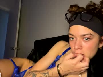 Zaramaeee Chaturbate stream image from February 25, 2026