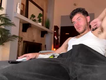 Wentbrokeonstrippers Chaturbate stream image from February 25, 2026