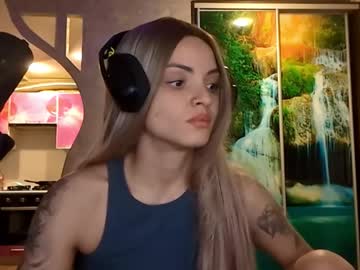 Aurorestrickert Chaturbate stream image from February 25, 2026