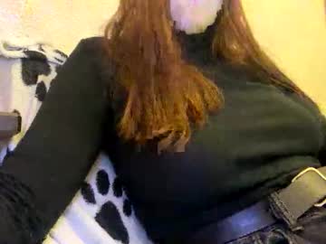 Milly_Lower Chaturbate stream image from February 25, 2026