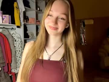 Doreathagustave Chaturbate stream image from February 25, 2026